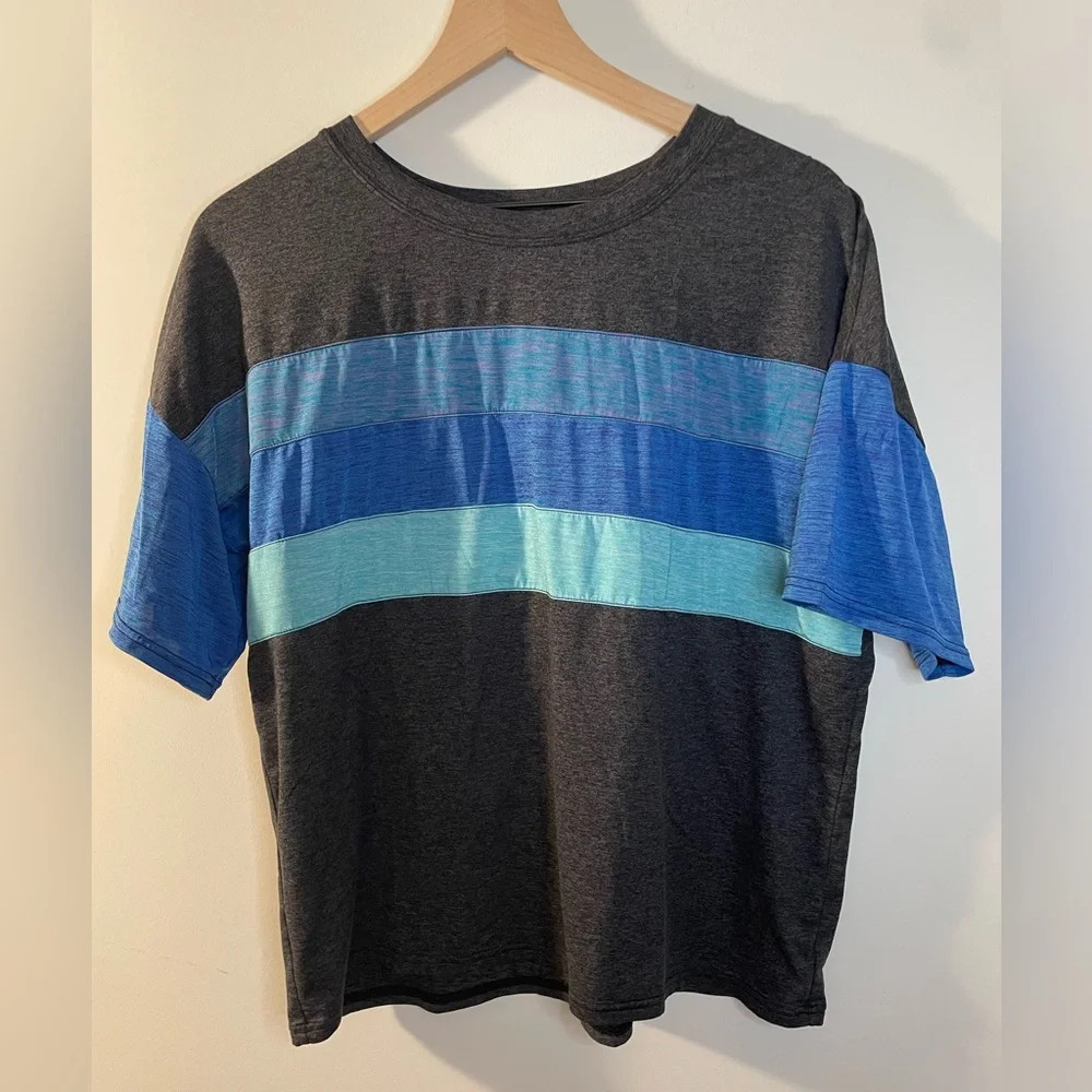 Free People||Movement Active Wear Striped Tee Size Small Worn Once - Picture 2 of 4